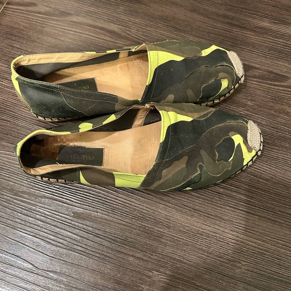 Valentino Camouflage Flats in Green and Brown - Picture 2 of 7